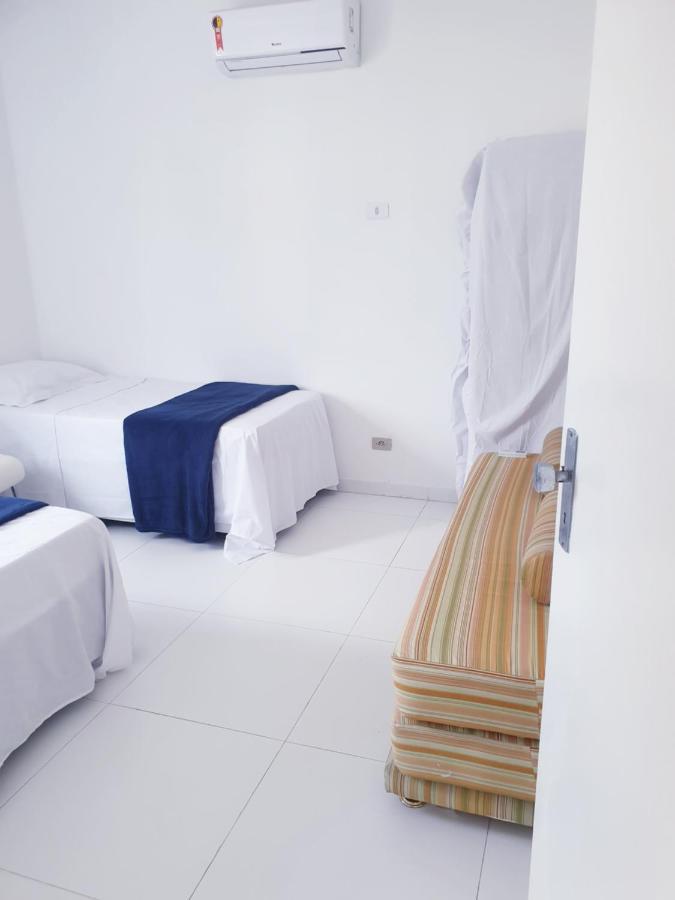 Apartamento 400 Metros Praia Da Enseada Apartment